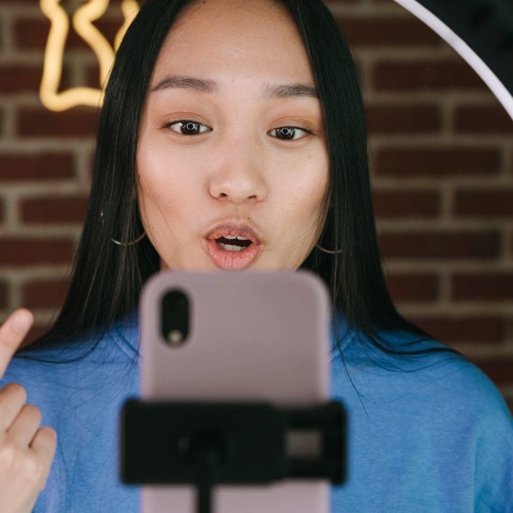 Influencer Marketing In 2021- Could Your Business Benefit? 1 Influencer Marketing